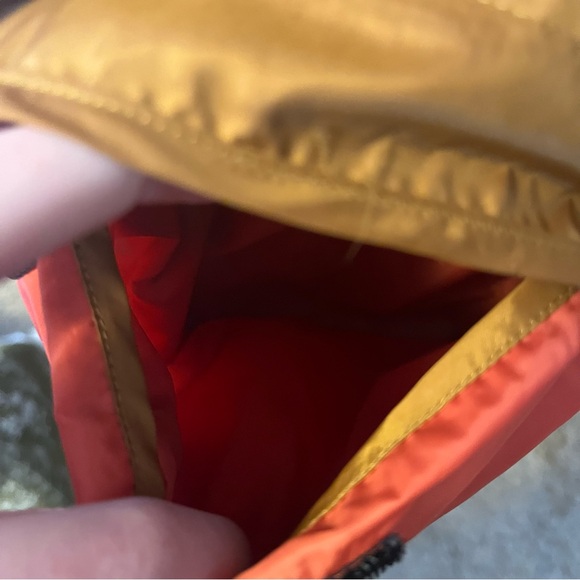 Cotopaxi Teca Half-Zip Women’s Windbreaker - Picture 7 of 12